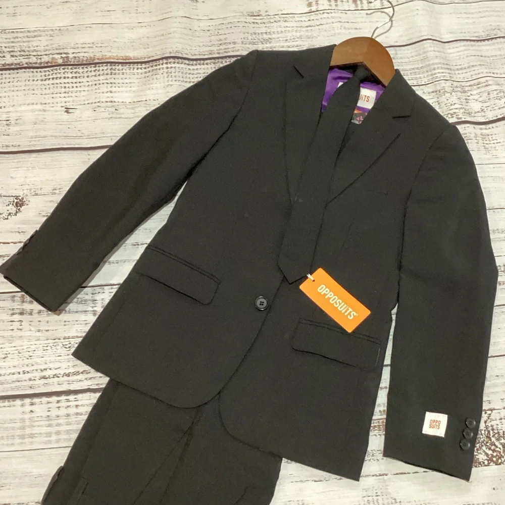 OppoSuits 🖤 black